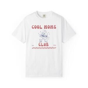 Cool Moms Club Graphic T-Shirt Retro Diner Burger Illustration